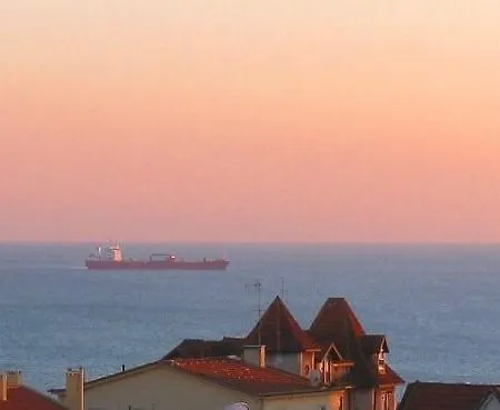 Ocean Views * Estoril