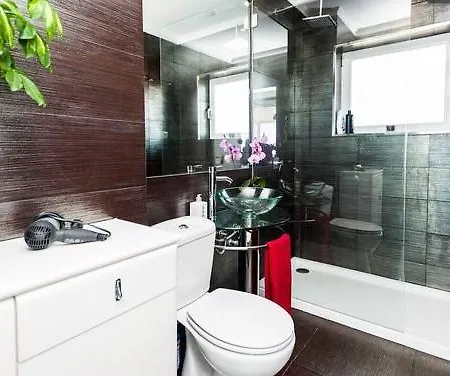 Ocean Views Apartment
